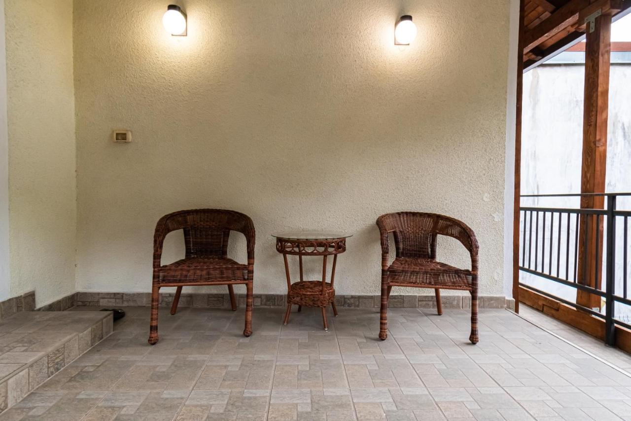 Residence 48 Beautiful Building Within Moments From The Old Town Of Braşov Extérieur photo