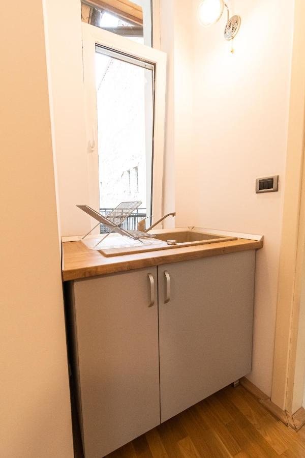 Residence 48 Beautiful Building Within Moments From The Old Town Of Braşov Extérieur photo