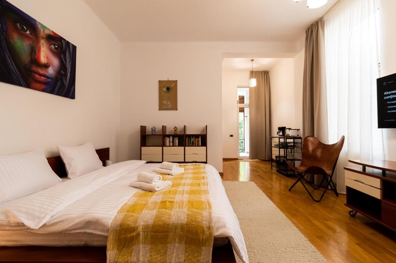 Residence 48 Beautiful Building Within Moments From The Old Town Of Braşov Extérieur photo