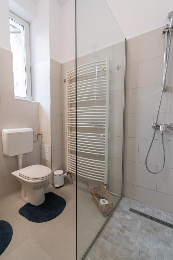 Residence 48 Beautiful Building Within Moments From The Old Town Of Braşov Extérieur photo